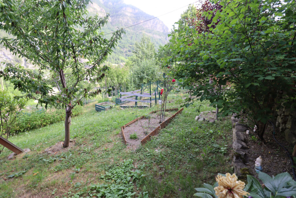 Très belle maison rénovée à proximité du village – 8 pièces – 5 chambres – 175 m²