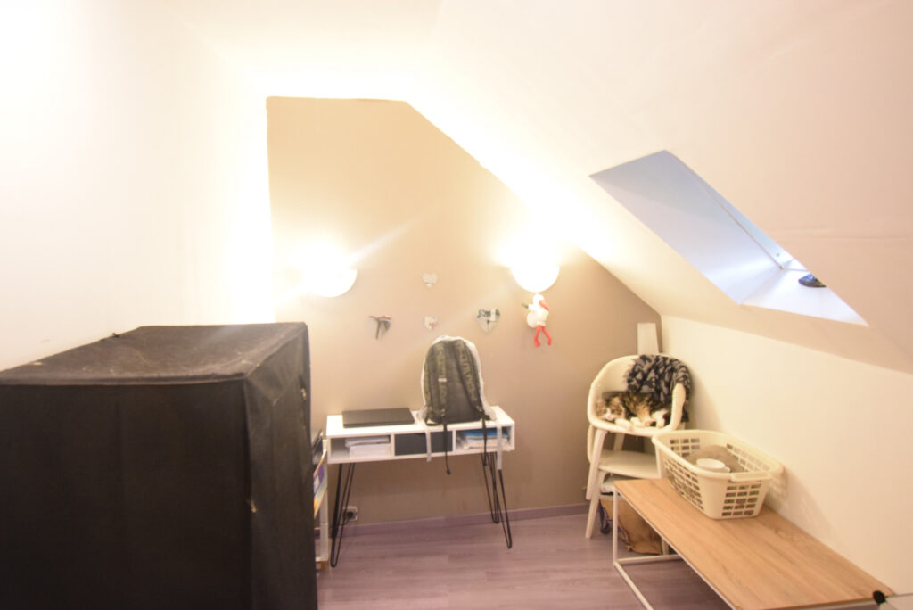 Maison St julien de vouvantes – 6 pièces – 3 chambres – 80 m²