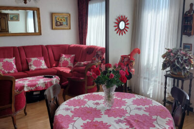 Appartement de 70 m2 au 9ème étage d&rsquo;une belle résidence à V – 3 pièces – 2 chambres – 70 m²