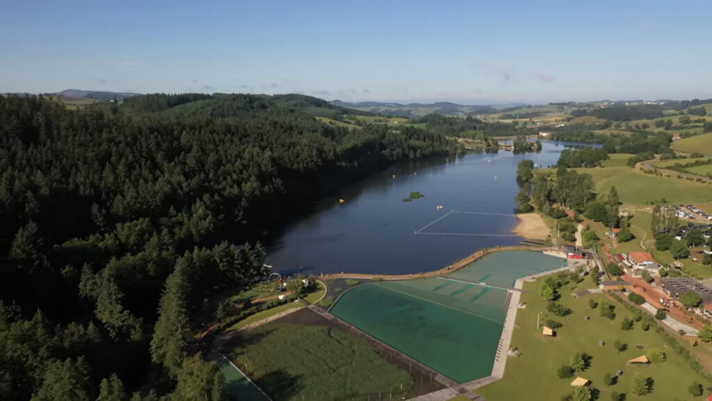 Terrain constructible LAC DES SAPINS – 681 m²