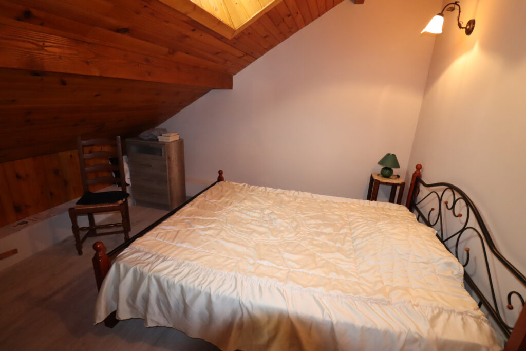 Très belle maison rénovée à proximité du village – 8 pièces – 5 chambres – 175 m²