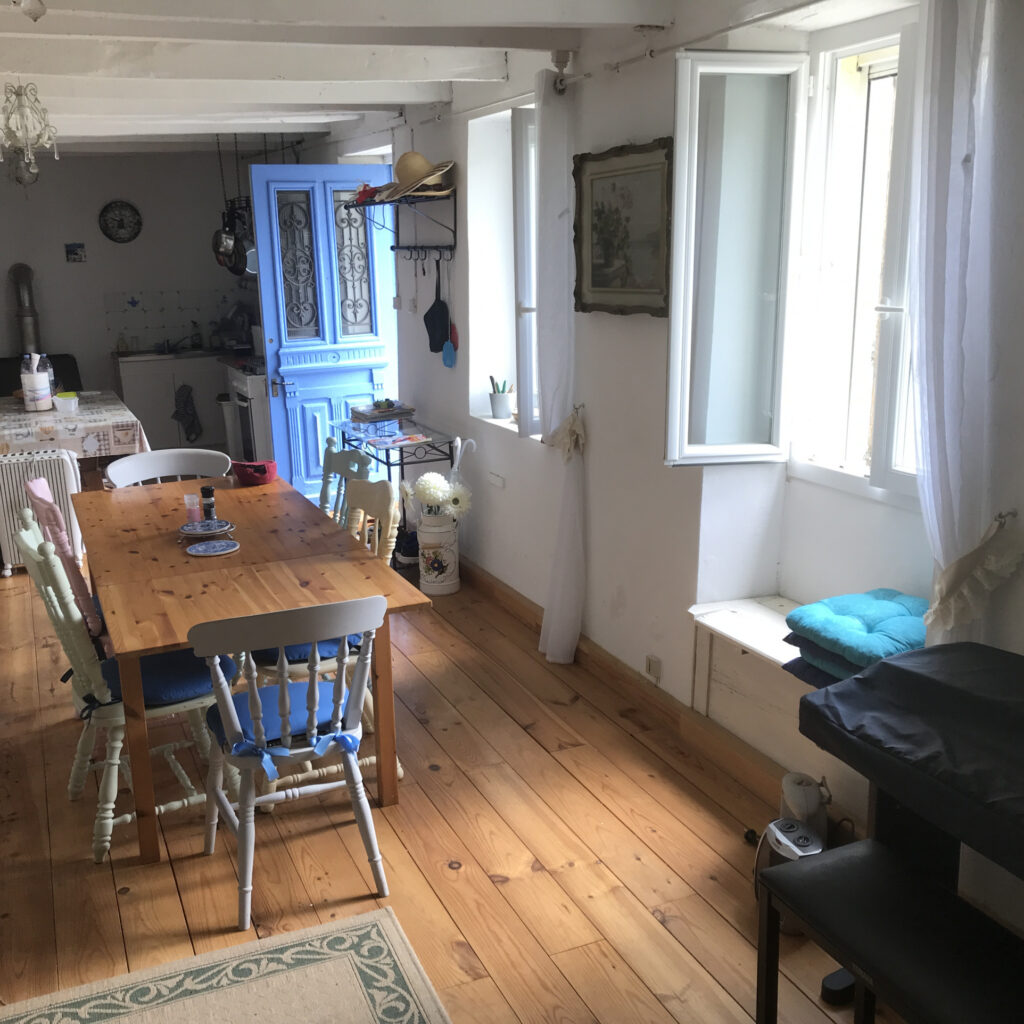 Jolie maison avec vue sur le Lot 12320 Conques-en-Rouergues – NR pièces – NR chambres