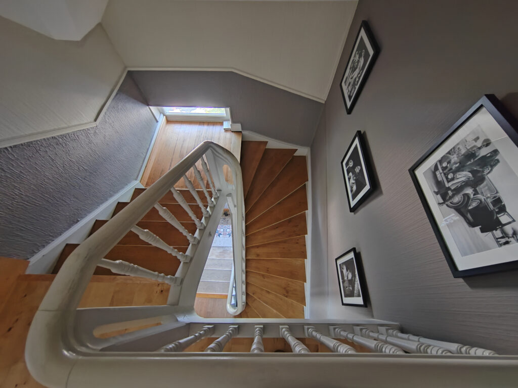 DUPLEX de STANDING dans une MAISON BOURGEOISE – QUARTIER REB – 7 pièces – 4 chambres – 151 m²