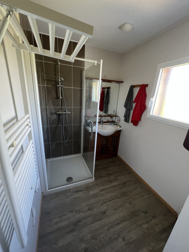 Maison Meschers 110 m2, Sud Royan – 5 pièces – 3 chambres – 110 m²