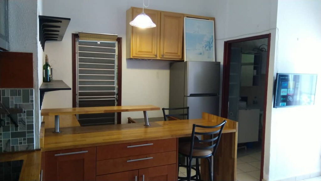 SAINT MARTIN, T2 vue mer dans une résidence avec piscine – 2 pièces – 1 chambre – 35 m²