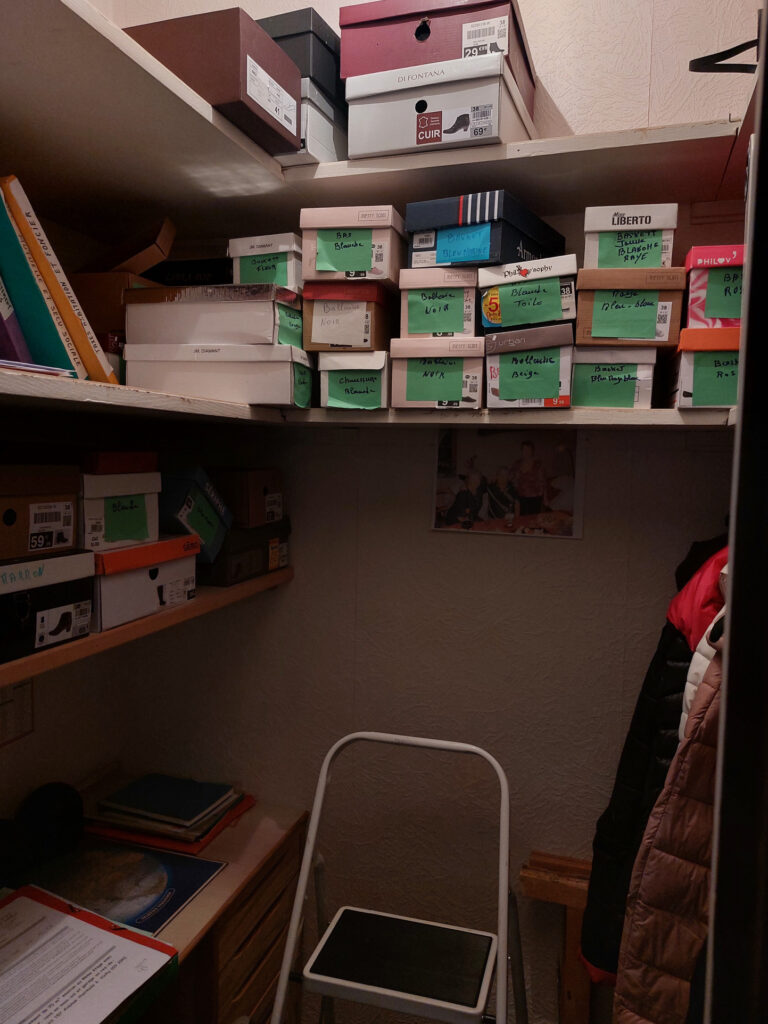 Appartement de 70 m2 au 9ème étage d’une belle résidence à V – 3 pièces – 2 chambres – 70 m²