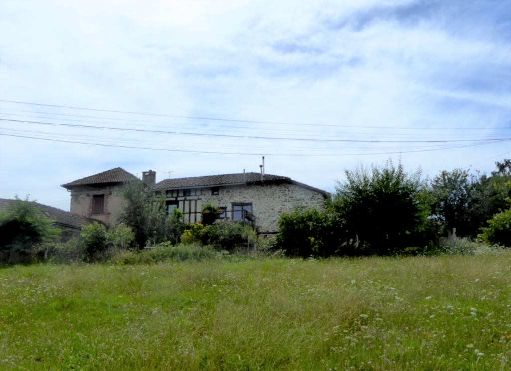 En exclusivité, Maison de charme avec belle vue dans un hame – 4 pièces – 2 chambres – 90 m²