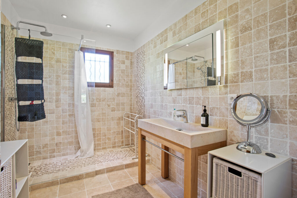 MAGNIFIQUE MAISON – 5 pièces – 4 chambres – 135 m²