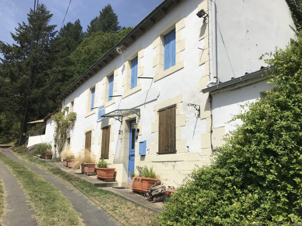 Jolie maison avec vue sur le Lot 12320 Conques-en-Rouergues – NR pièces – NR chambres