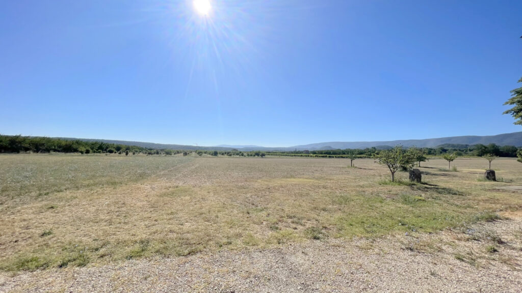 DREAM’ – PROPRIETE DE 1700 DE 305M2 HABITABLES AVEC PISCINE  – 8 pièces – 5 chambres – 304 m²