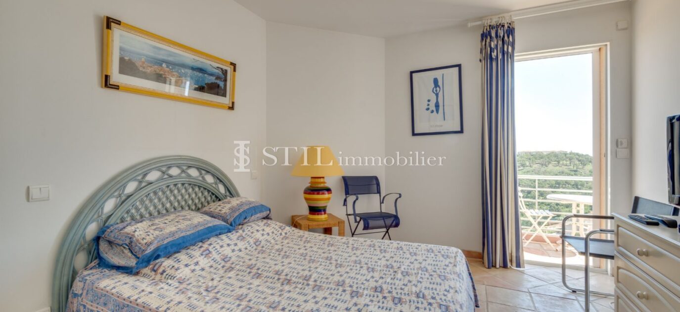 vente villa 7 Pièce(s) – 7 pièces – 5 chambres – 280.00 m²