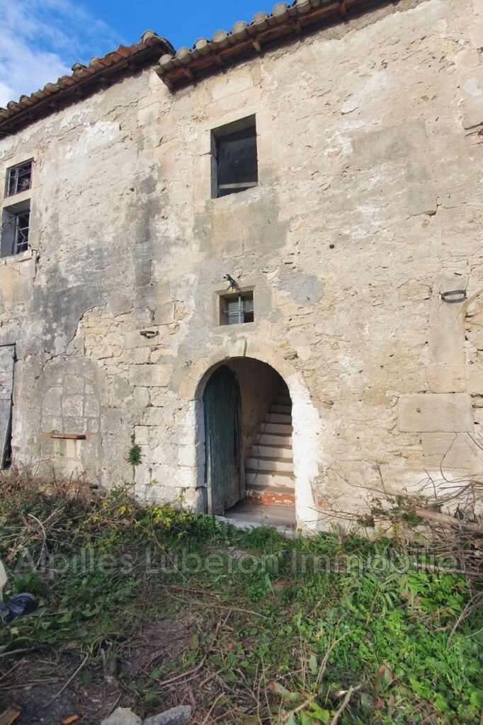 vente maison en pierre 10 Pièce(s) – 10 pièces – NR chambres – 630.00 m²