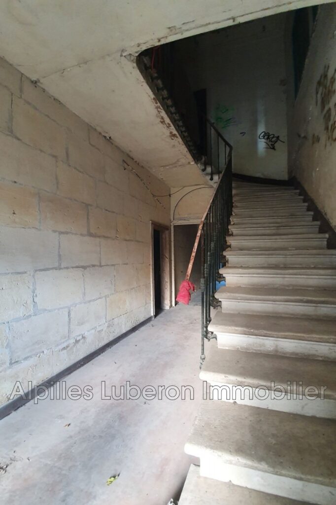 vente maison en pierre 10 Pièce(s) – 10 pièces – NR chambres – 630.00 m²