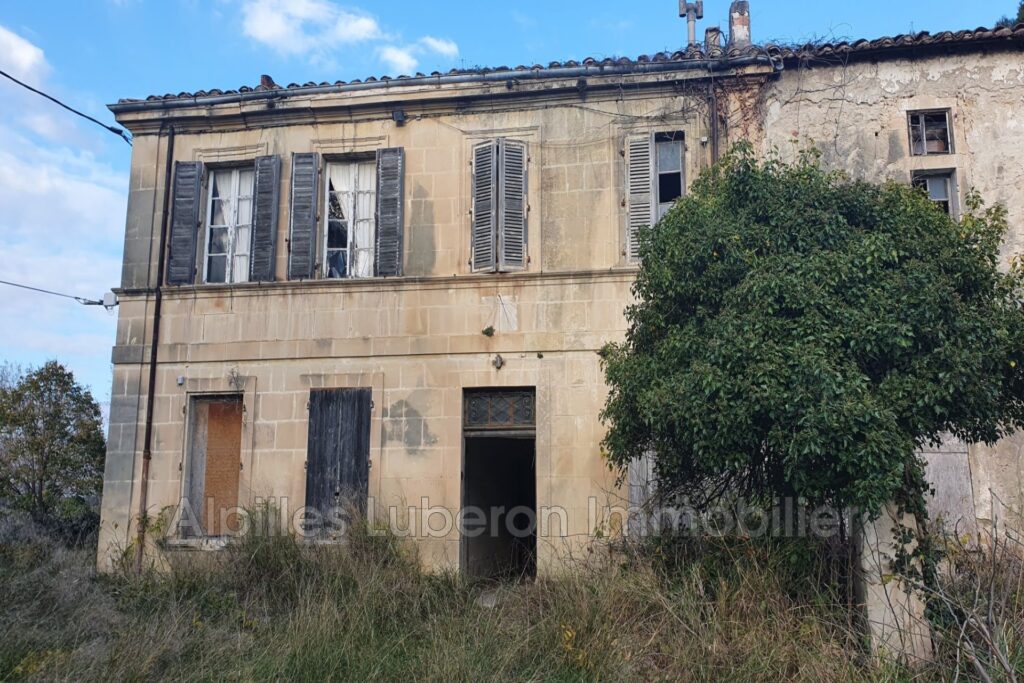 vente maison en pierre 10 Pièce(s) – 10 pièces – NR chambres – 630.00 m²