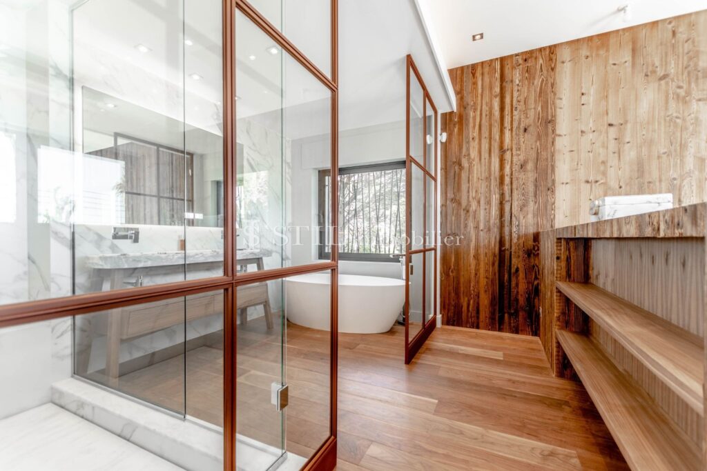 location villa 6 Pièce(s) – 6 pièces – 5 chambres – 380.00 m²