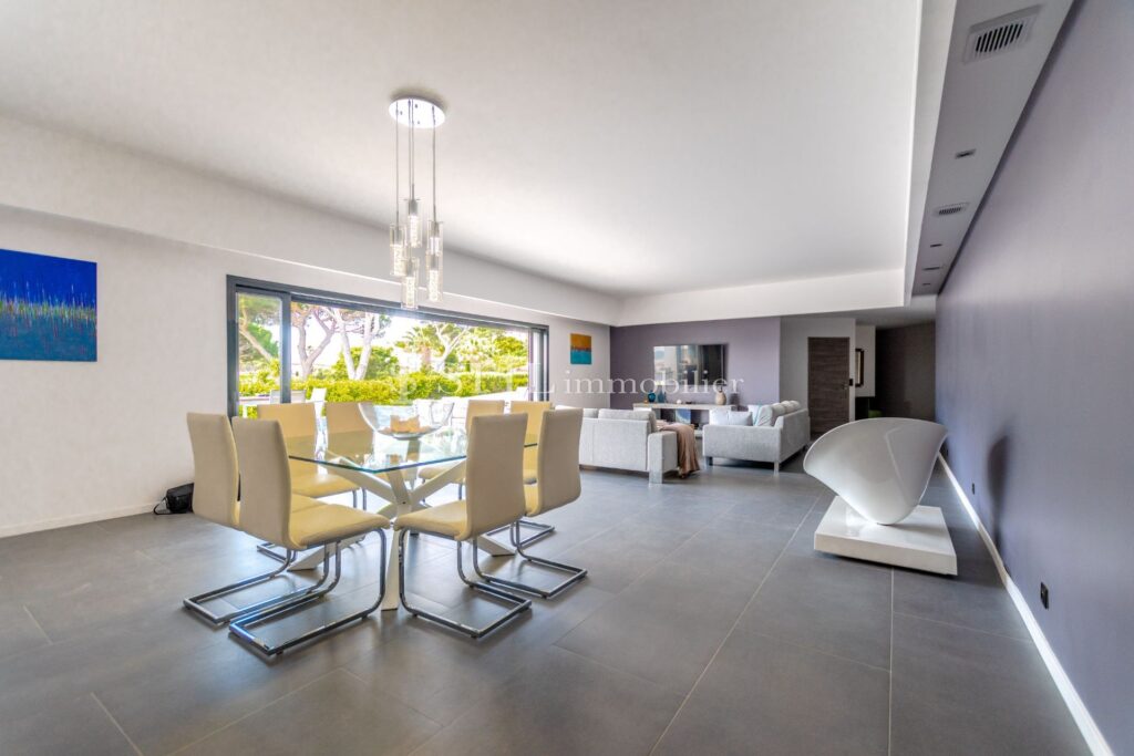 location villa 4 Pièce(s) – 4 pièces – 3 chambres – 200.00 m²