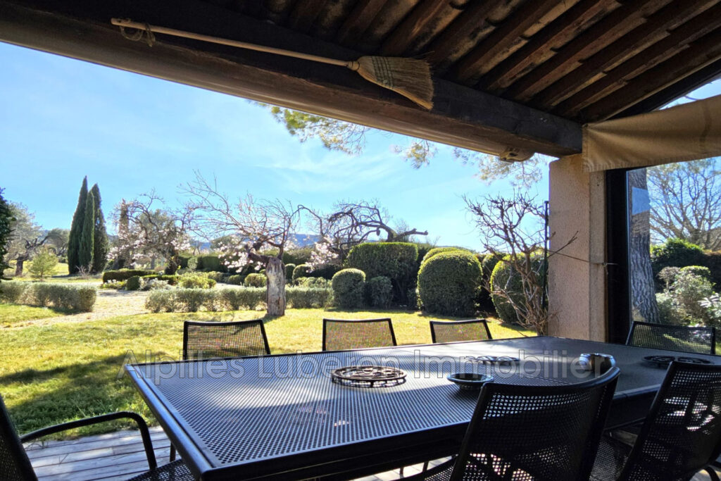 location maison 6 Pièce(s) – 6 pièces – 4 chambres – 150.00 m²