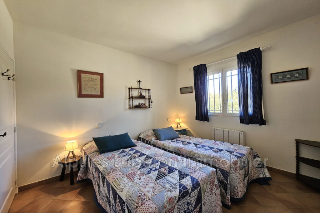 location maison 6 Pièce(s) – 6 pièces – 4 chambres – 150.00 m²