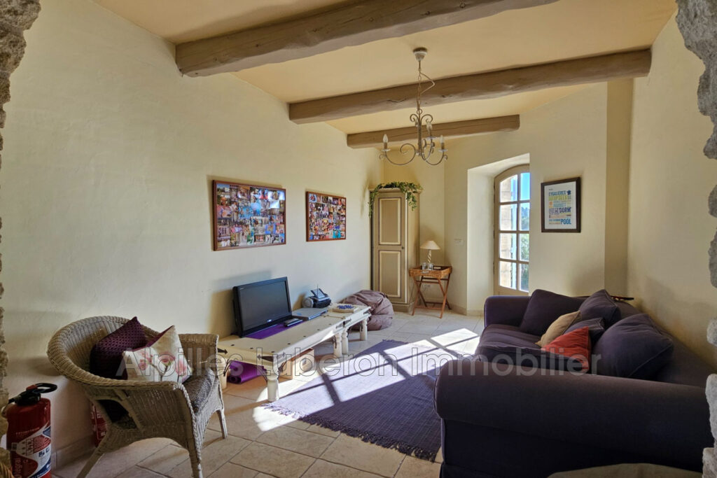 location mas 7 Pièce(s) – 7 pièces – 5 chambres – 300.00 m²