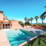 Cagnes-Sur-Mer / Colline proche centre / villa vue mer – 8 pièces – 4 chambres – 220.00 m²