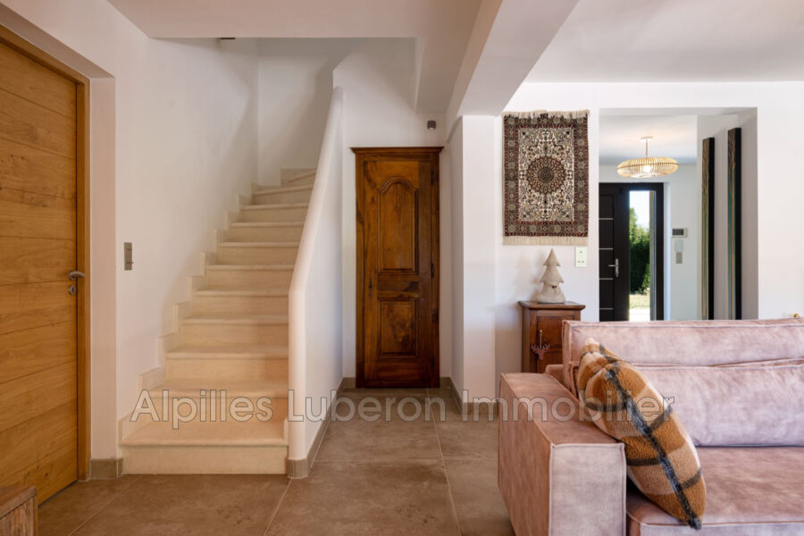 Maison à louer à Eygalières