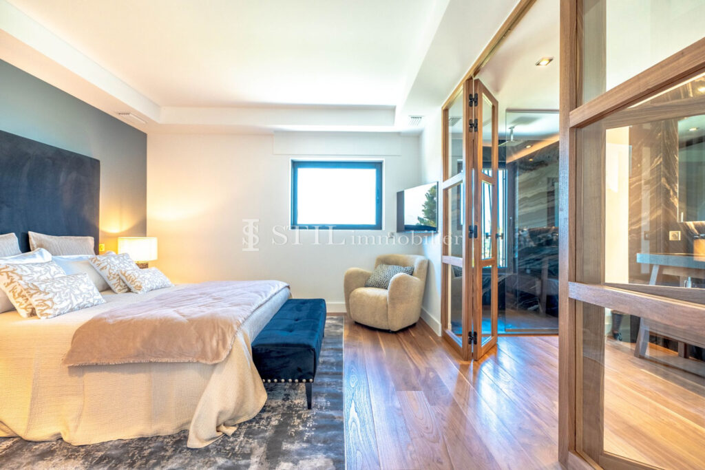 location villa 6 Pièce(s) – 6 pièces – 4 chambres – 366.00 m²