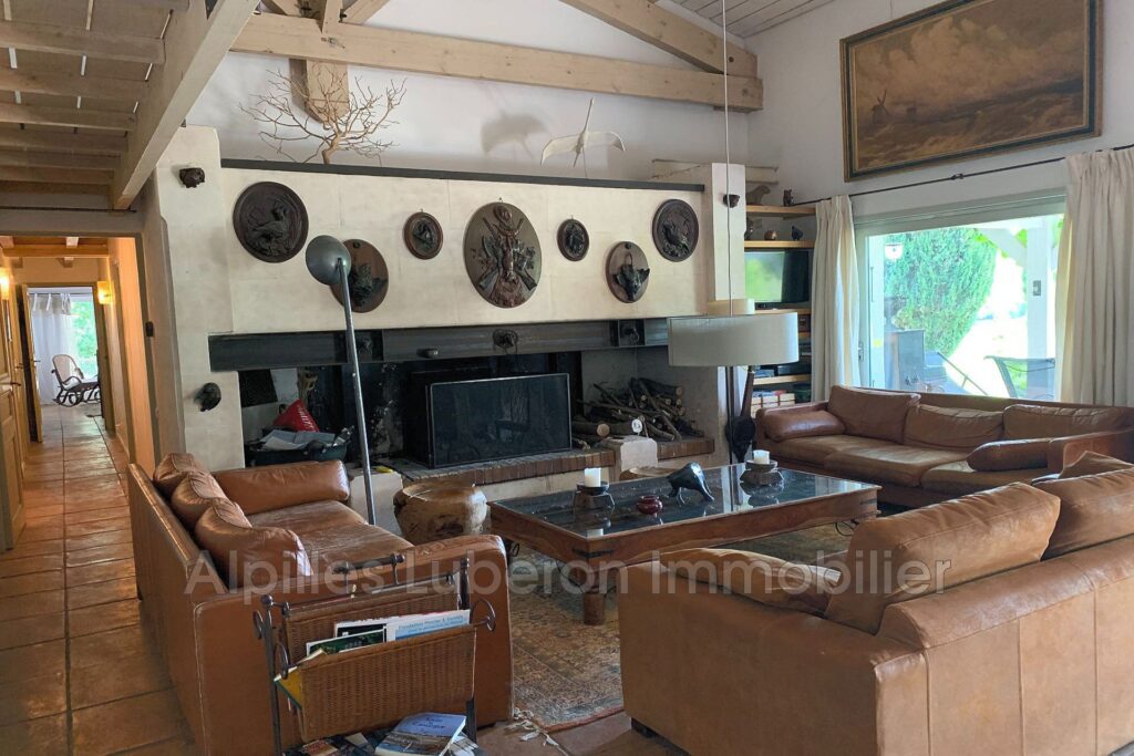 location longère 9 Pièce(s) – 9 pièces – 7 chambres – 300.00 m²