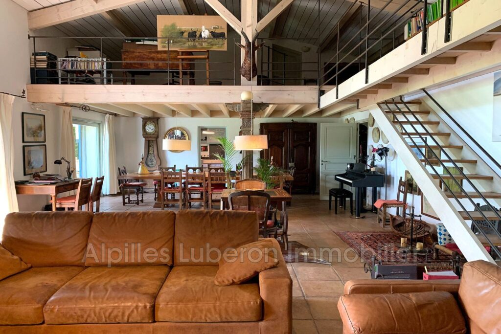 location longère 9 Pièce(s) – 9 pièces – 7 chambres – 300.00 m²