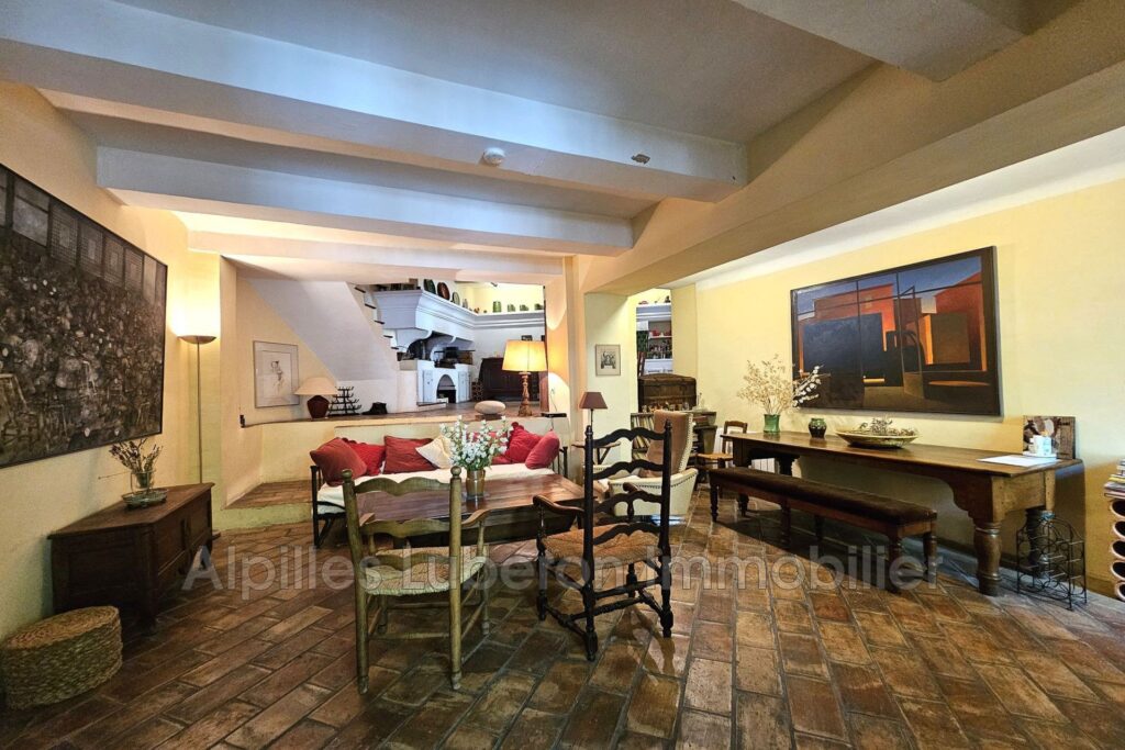 location maison de village 4 Pièce(s) – 4 pièces – 2 chambres – 85.00 m²