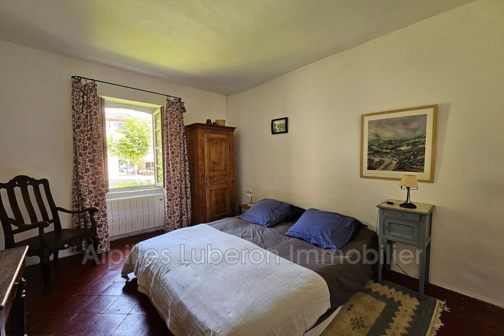 location maison de village 4 Pièce(s) – 4 pièces – 2 chambres – 85.00 m²