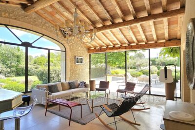 location mas 8 Pièce(s) – 8 pièces – 6 chambres – 430.00 m²