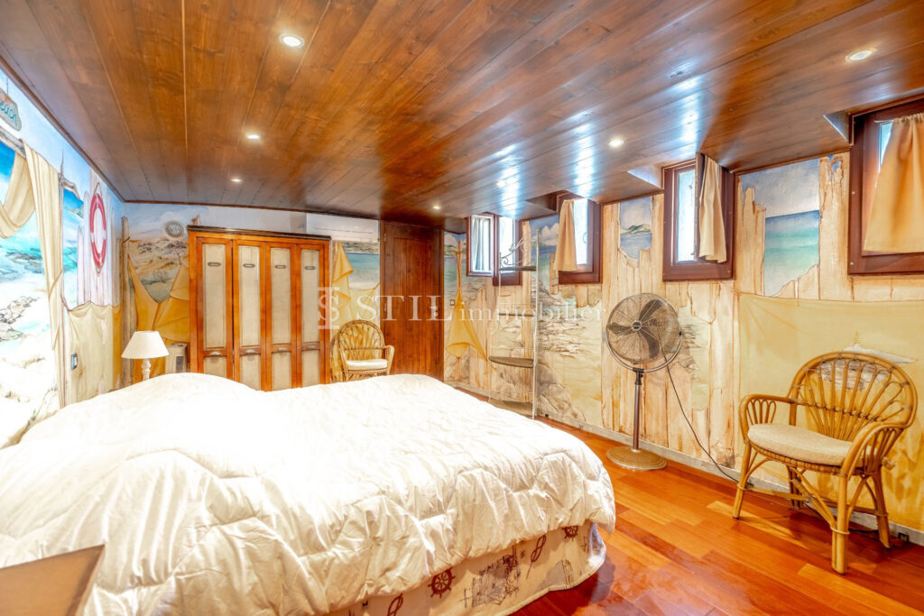 vente villa 5 Pièce(s) – 5 pièces – 3 chambres – 170.00 m²