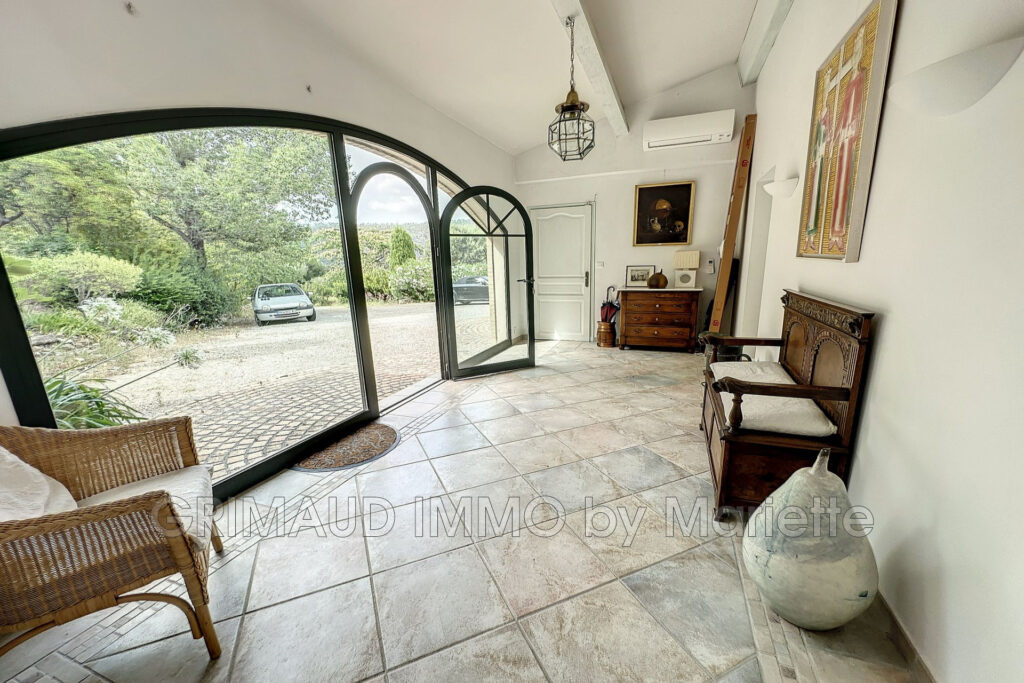 belle proprieté au calme avec vue mer, unique en son genre – 13 pièces – 10 chambres – 450.00 m²