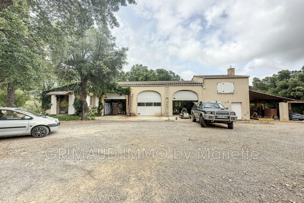 belle proprieté au calme avec vue mer, unique en son genre – 13 pièces – 10 chambres – 450.00 m²