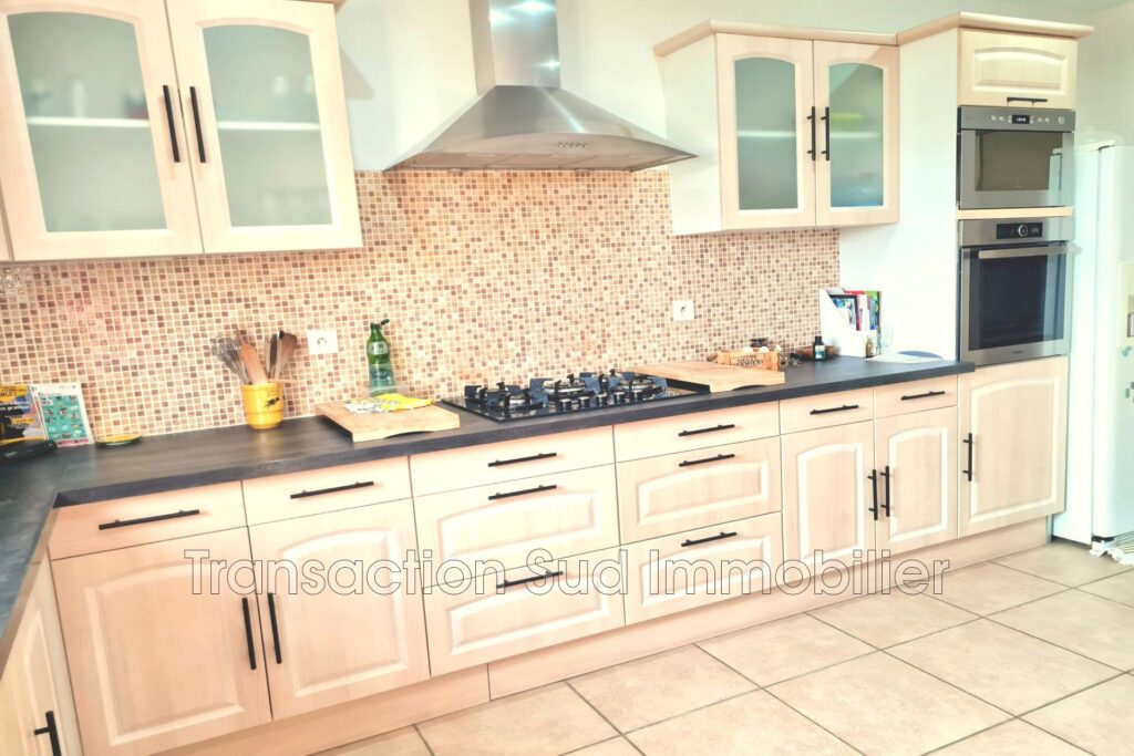 vente villa provençale 7 Pièce(s) – 7 pièces – 4 chambres – 142.70 m²