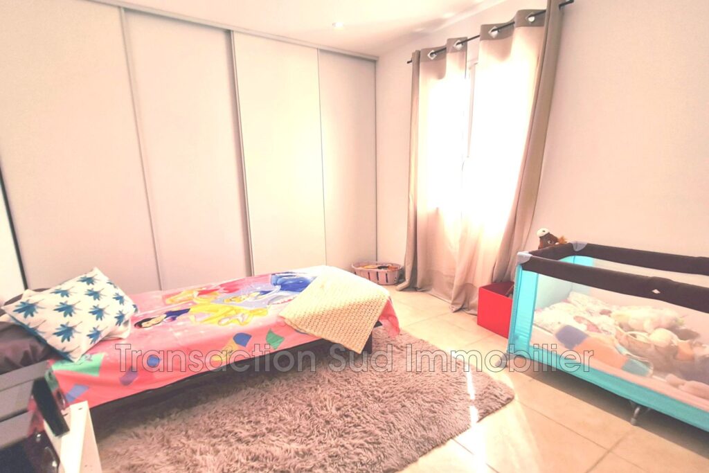 vente villa provençale 7 Pièce(s) – 7 pièces – 4 chambres – 142.70 m²