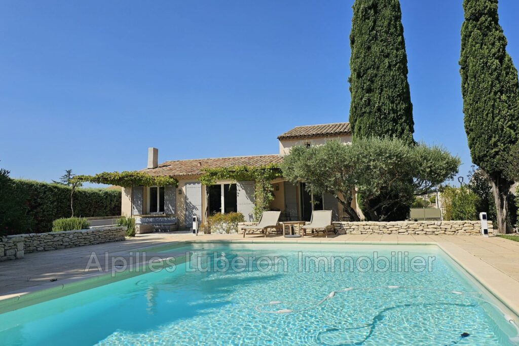 location maison de village 5 Pièce(s) – 5 pièces – 4 chambres – 150.00 m²