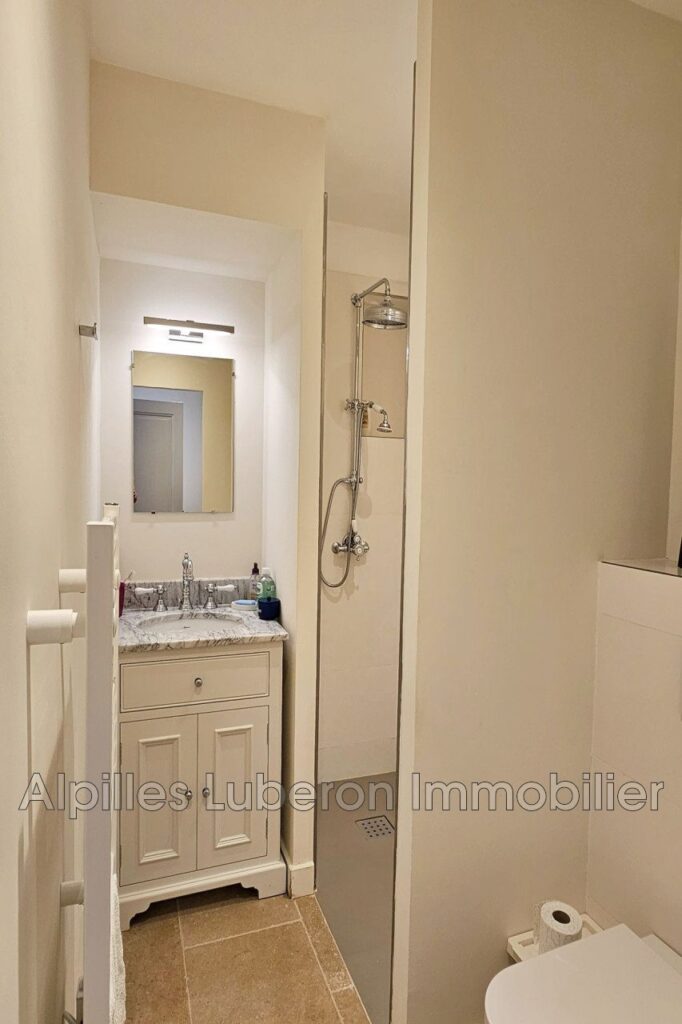 location maison de village 5 Pièce(s) – 5 pièces – 4 chambres – 150.00 m²