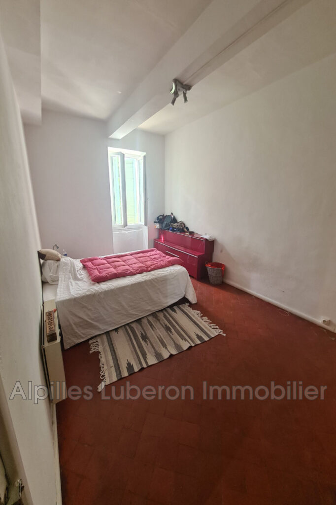 vente maison de village 11 Pièce(s) – 11 pièces – 6 chambres – 225.00 m²