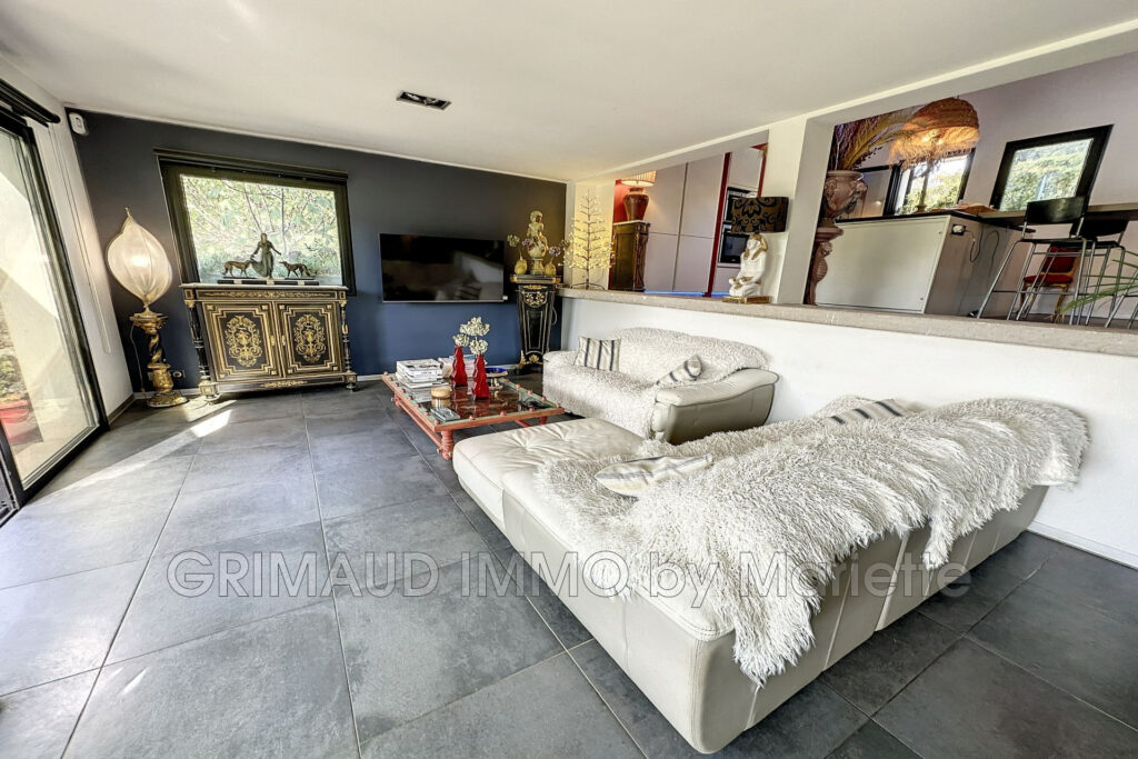 belle villa dans les vignes et sa piscine – 4 pièces – 3 chambres – 154.00 m²