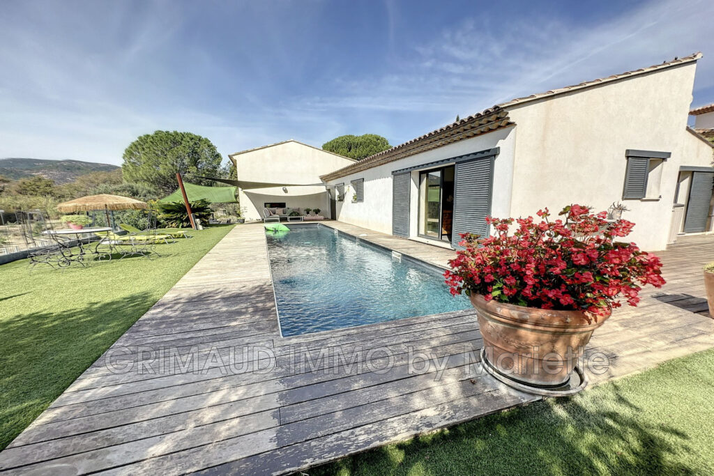 belle villa dans les vignes et sa piscine – 4 pièces – 3 chambres – 154.00 m²