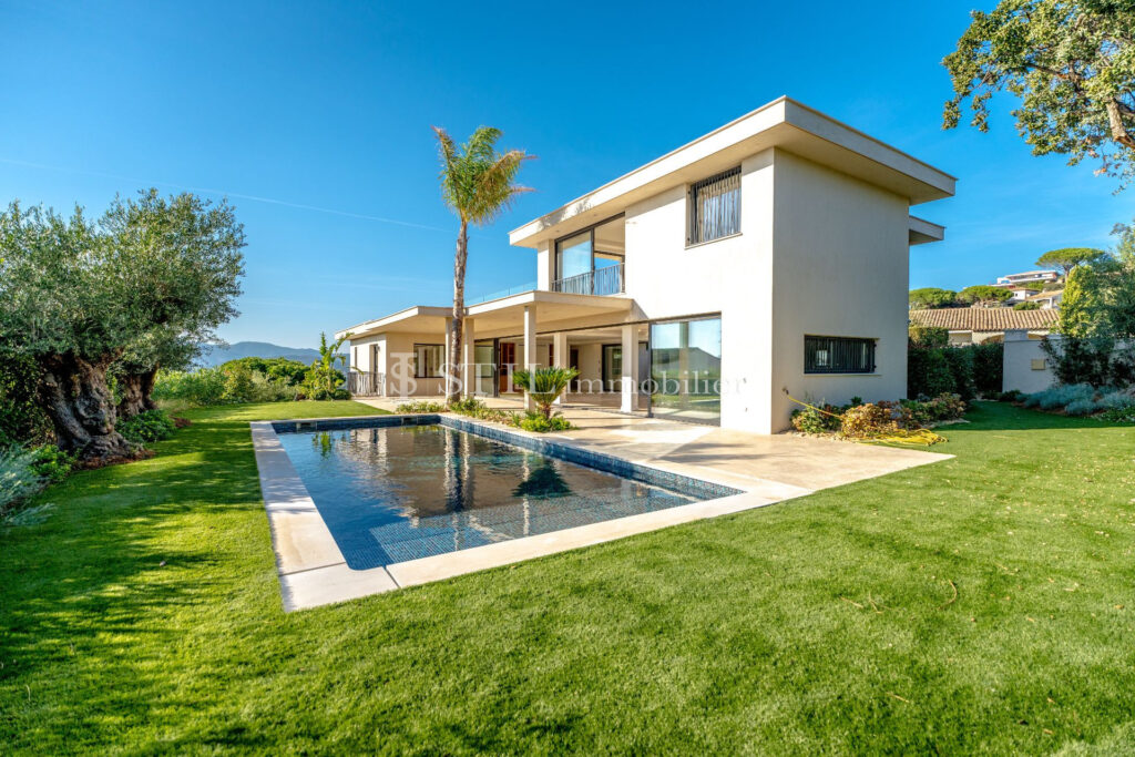 vente villa 6 Pièce(s) – 6 pièces – 5 chambres – 350.00 m²