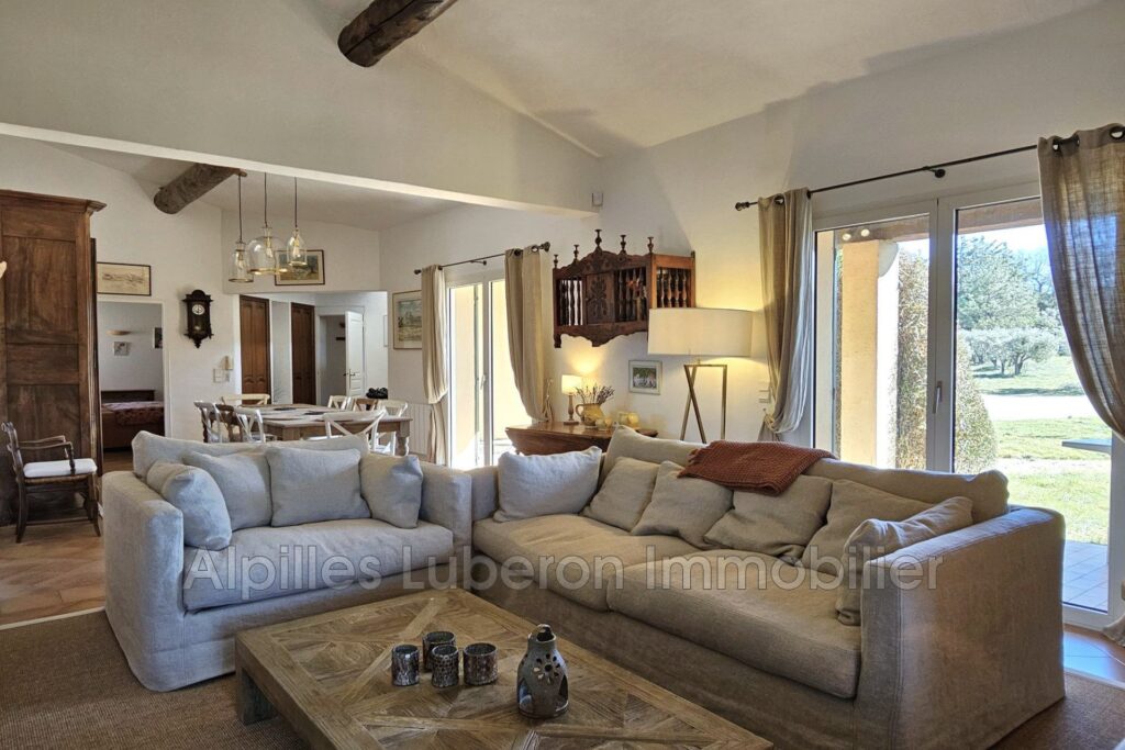 location maison 6 Pièce(s) – 6 pièces – 4 chambres – 150.00 m²