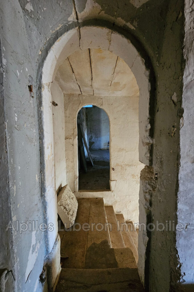 vente maison en pierre 10 Pièce(s) – 10 pièces – NR chambres – 630.00 m²