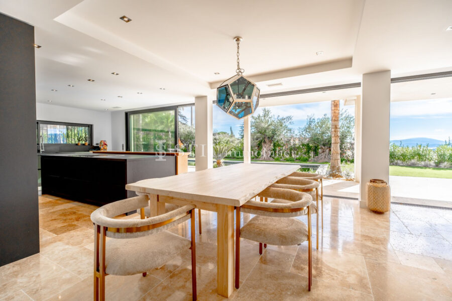 Maison à vendre à Sainte-maxime