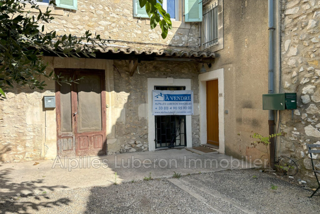 vente maison de village 11 Pièce(s) – 11 pièces – 6 chambres – 225.00 m²