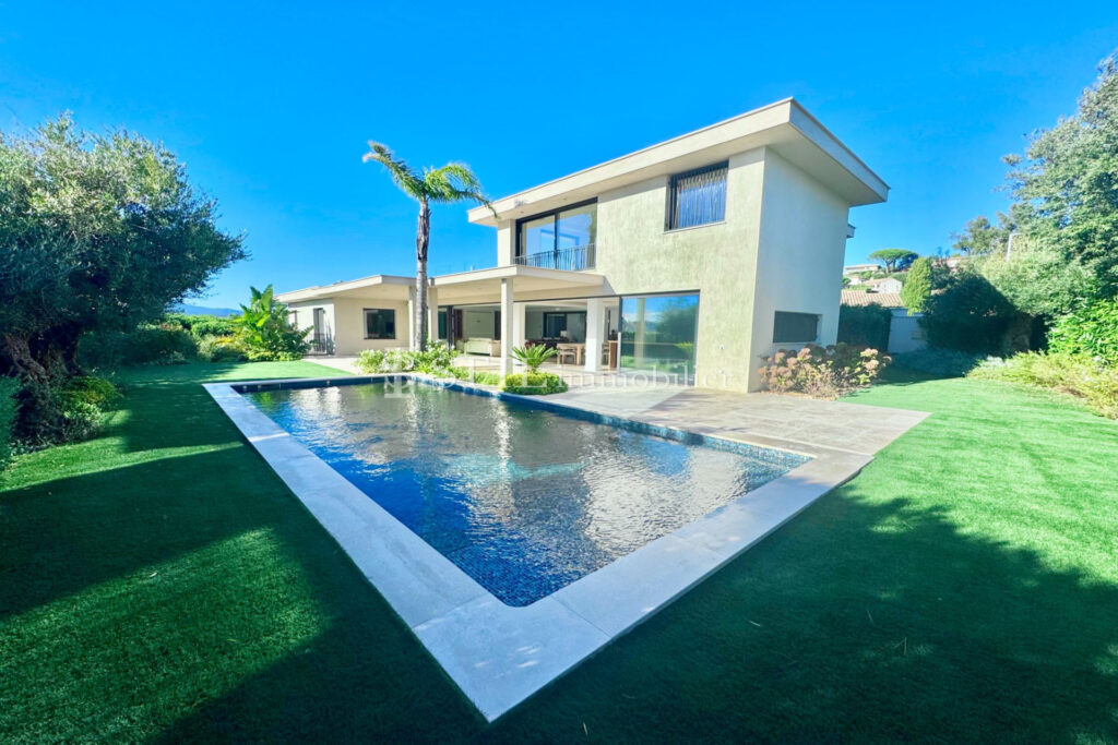 vente villa 6 Pièce(s) – 6 pièces – 5 chambres – 350.00 m²