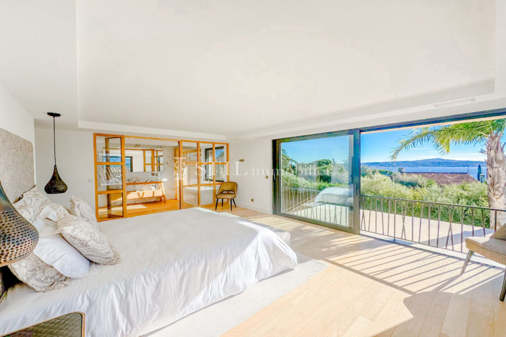 vente villa 6 Pièce(s) – 6 pièces – 5 chambres – 350.00 m²