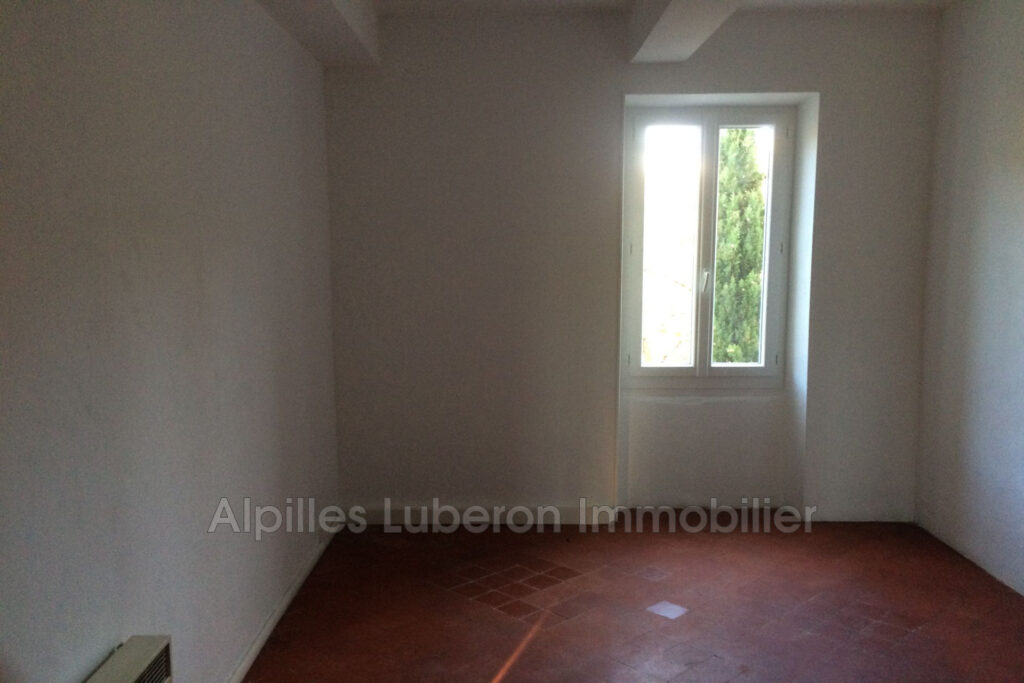 vente maison de village 11 Pièce(s) – 11 pièces – 6 chambres – 225.00 m²