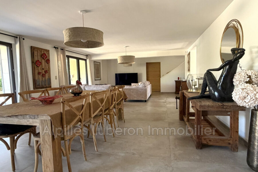 Maison à louer à Eygalières — Vue montagne — photo 13
